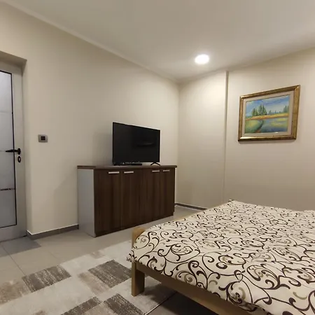 Apartman Prenociste Lana