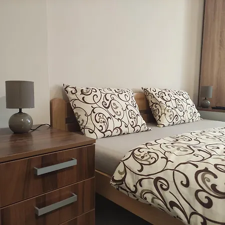 Apartman Prenociste Lana