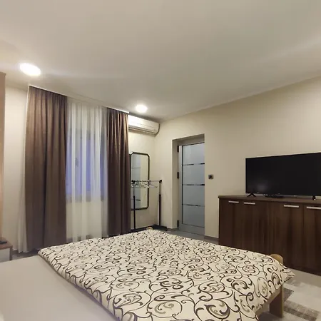 Prenociste Lana Apartman *